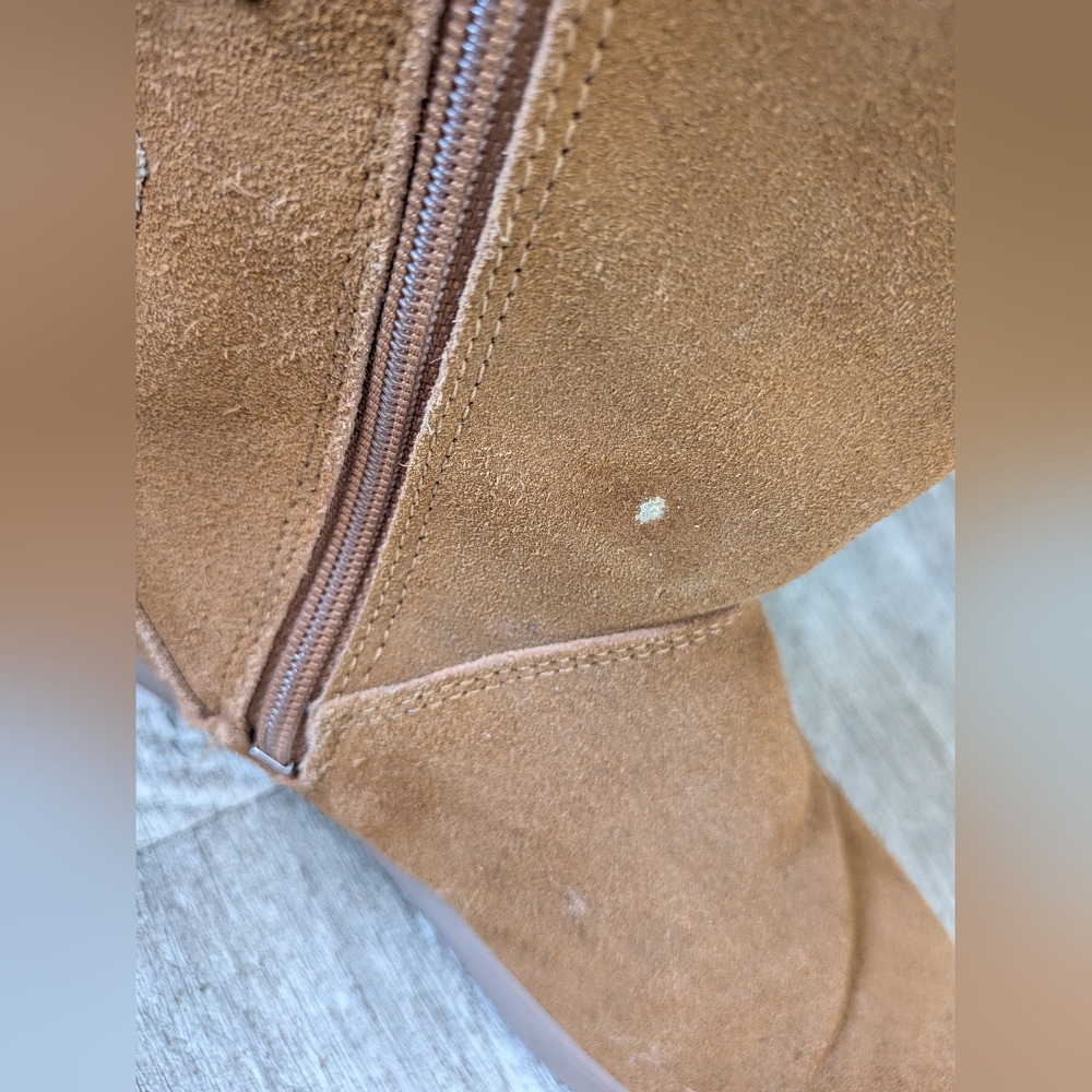 Womens Koolaburra By UGG Short Tan Fleece Boots Sz. 8 - Picture 7 of 16